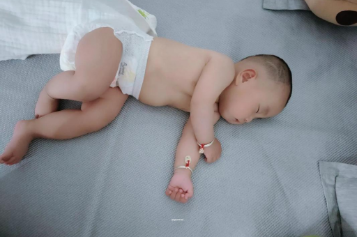 果洛宝宝高烧怎么处理
